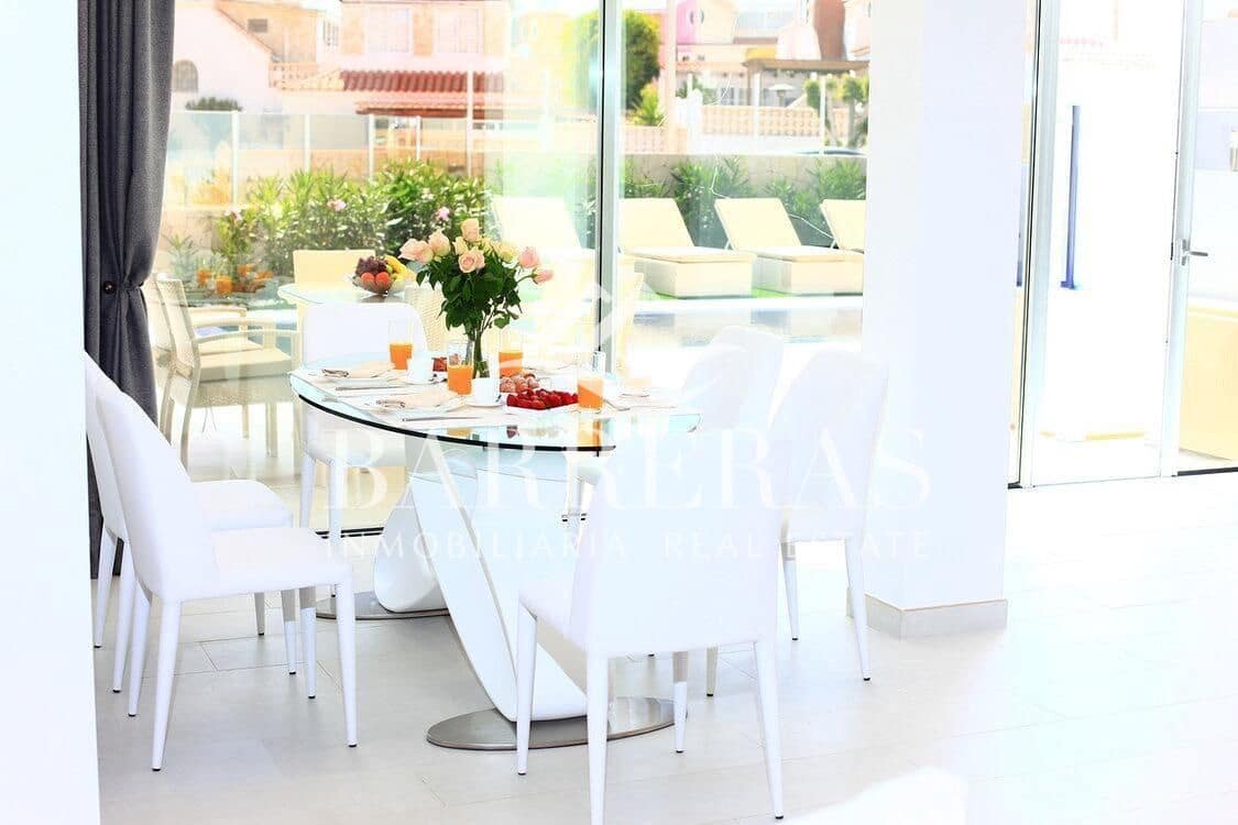 4 chambre Villa/Maison à vendre à La Caleta Adeje avec piscine - 3 400 000 € (Ref: 8422574)