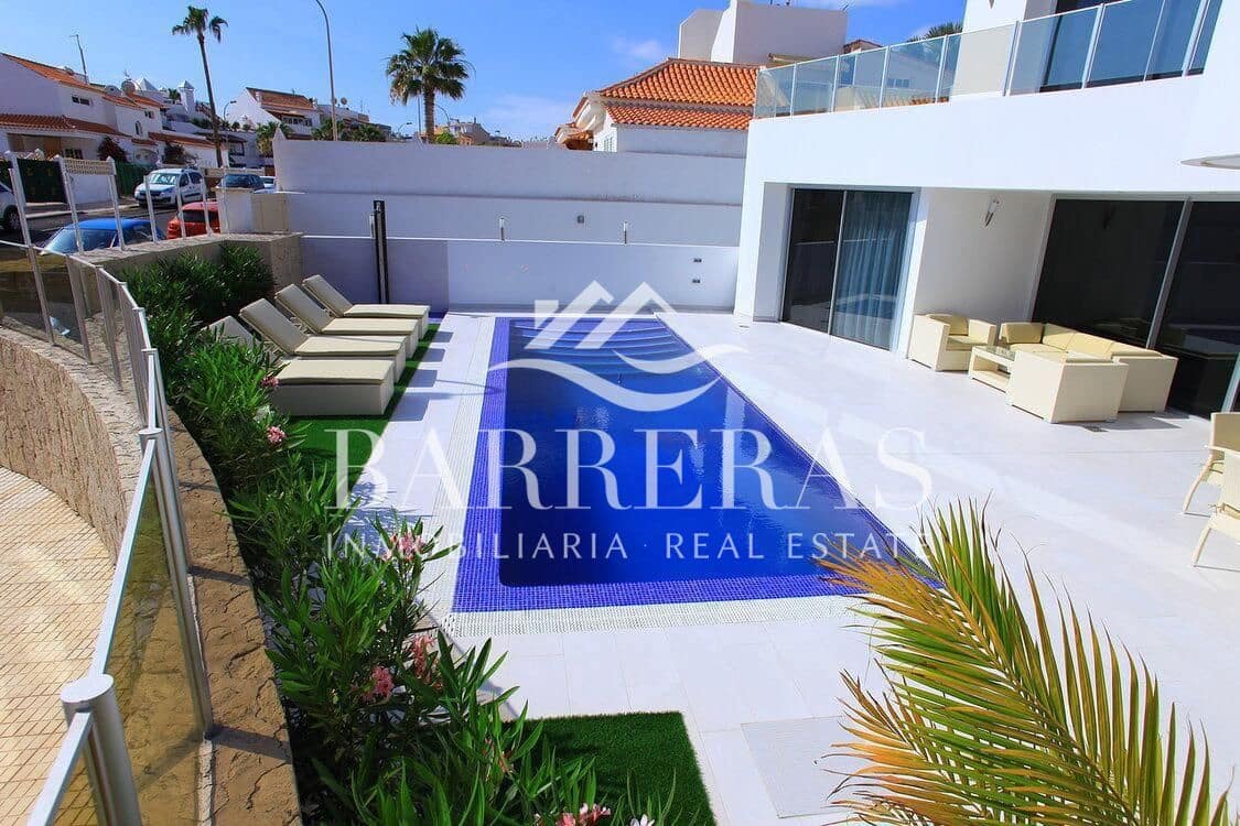 4 chambre Villa/Maison à vendre à La Caleta Adeje avec piscine - 3 400 000 € (Ref: 8422574)