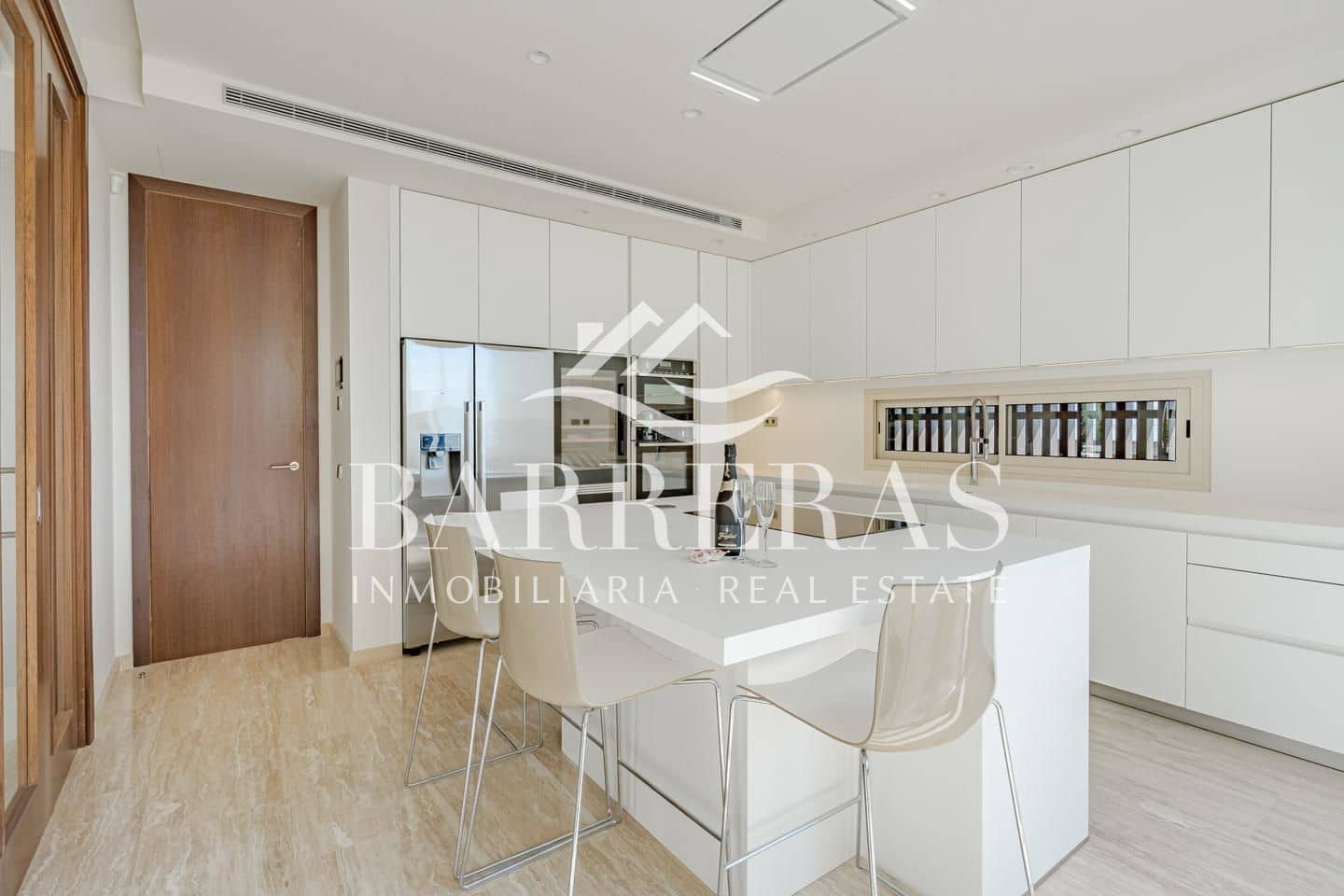 5 soveværelse Villa til salg i La Caleta Adeje med swimmingpool - € 3.700.000 (Ref: 8422575)