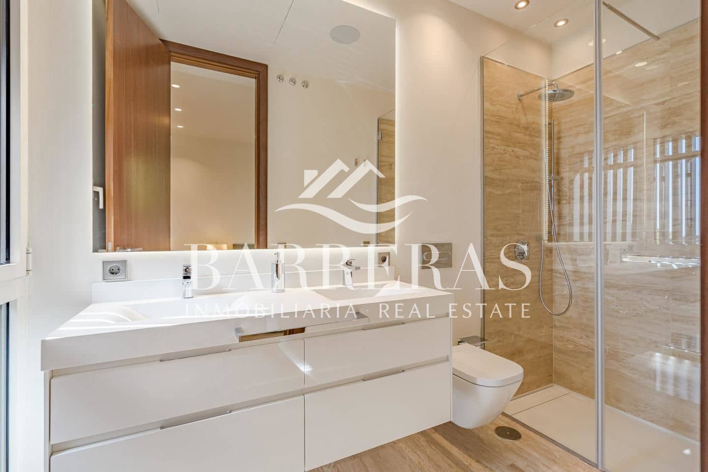 5 soveværelse Villa til salg i La Caleta Adeje med swimmingpool - € 3.700.000 (Ref: 8422575)