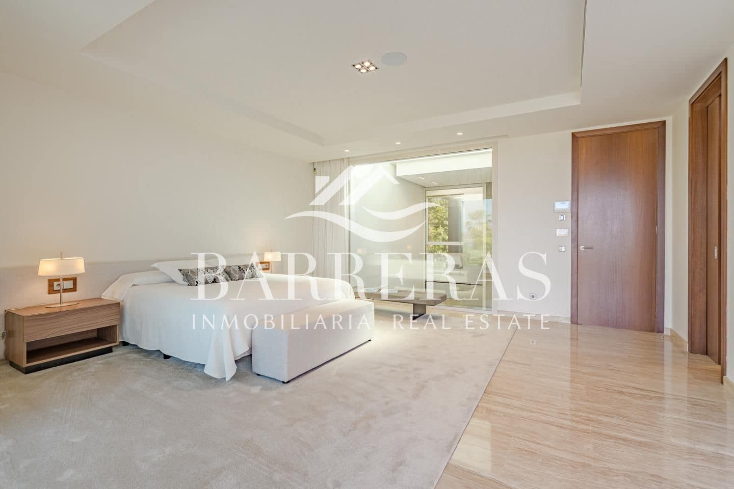 5 soveværelse Villa til salg i La Caleta Adeje med swimmingpool - € 3.700.000 (Ref: 8422575)