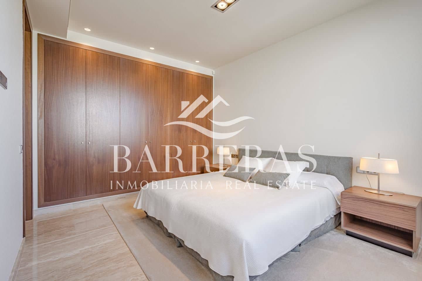 5 soveværelse Villa til salg i La Caleta Adeje med swimmingpool - € 3.700.000 (Ref: 8422575)