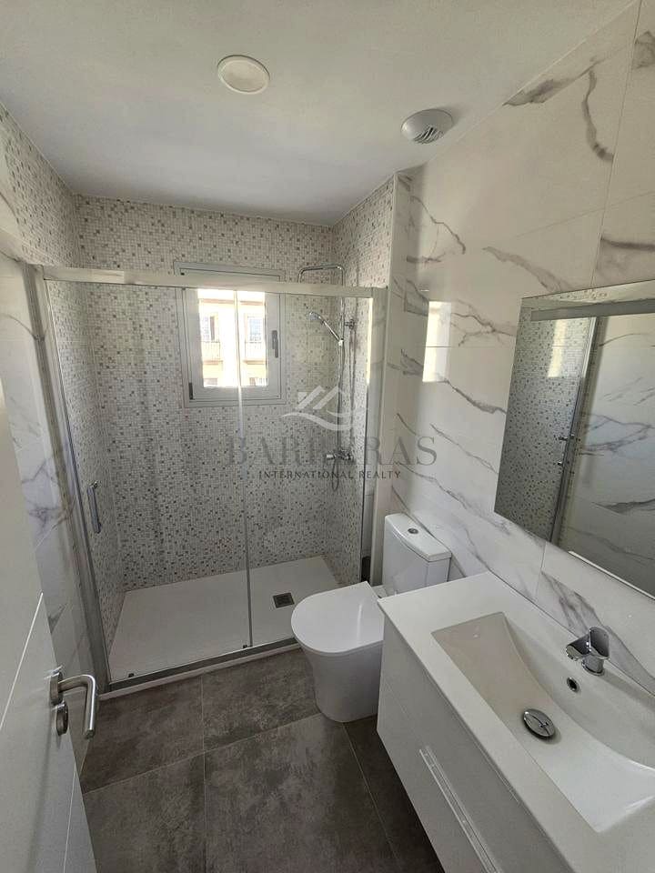 2 soveværelse Lejlighed til salg i Los Abrigos med garage - € 270.000 (Ref: 8601015)