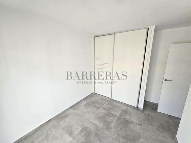 2 soveværelse Lejlighed til salg i Los Abrigos, Granadilla de Abona med garage - € 270.000 (Ref: 8601015)