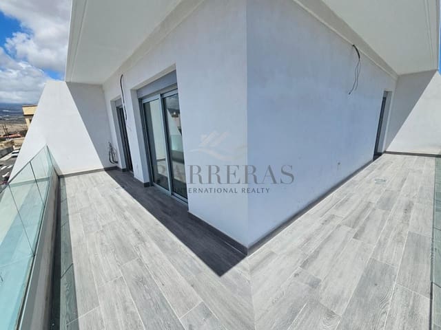 2 bedroom Flat for sale in Los Abrigos, Granadilla de Abona with garage - € 350,000 (Ref: 8601015)