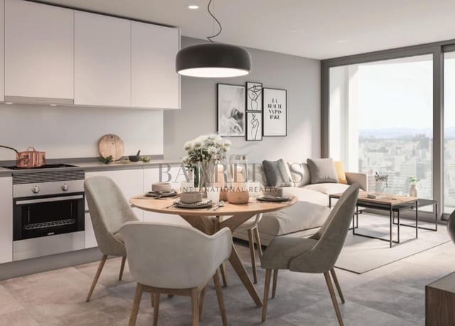 3 bedroom Flat for sale in Salamanca, Santa Cruz de Tenerife with pool garage - € 586,000 (Ref: 8628433)