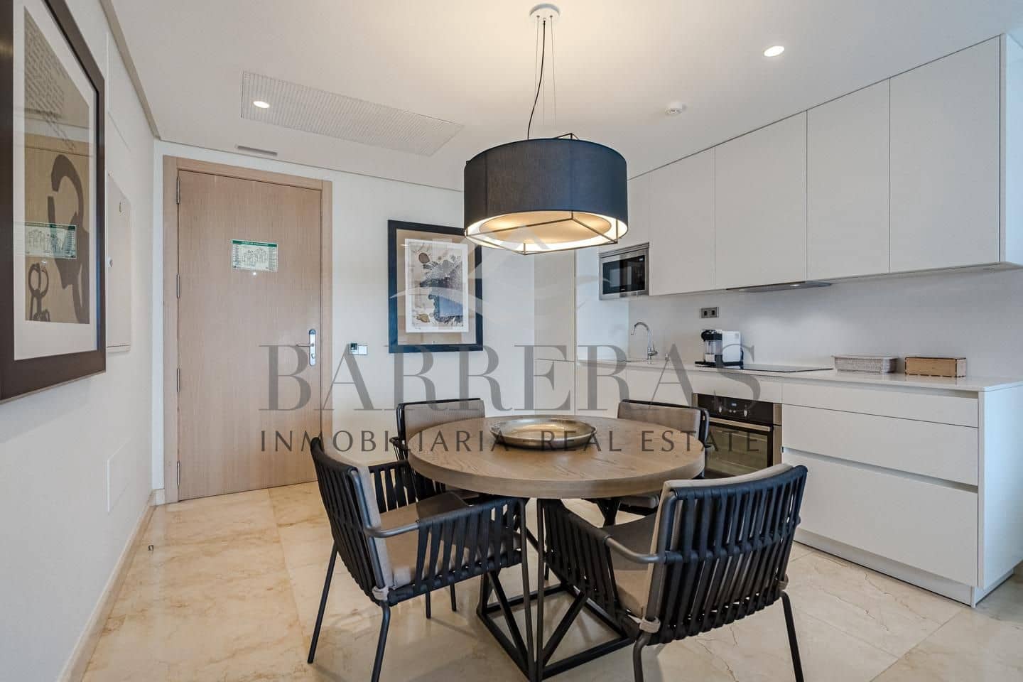 1 Zimmer Wohnung zu verkaufen in Guia de Isora mit Pool Garage - 590.000 € (Ref: 8695815)