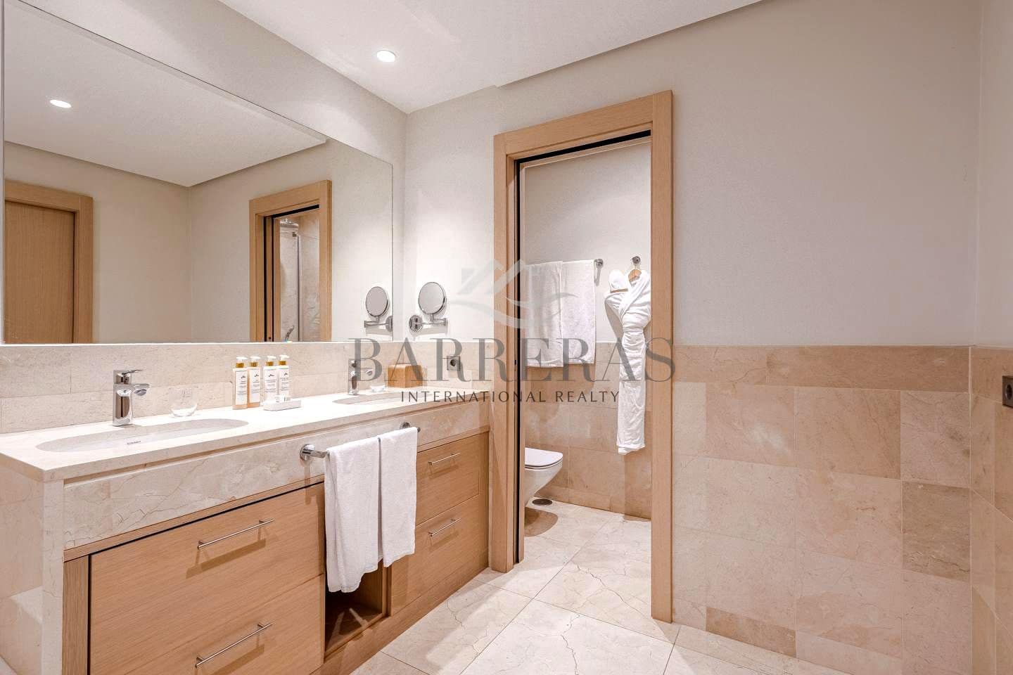 1 chambre Appartement à vendre à Guia de Isora avec piscine garage - 575 000 € (Ref: 8695815)