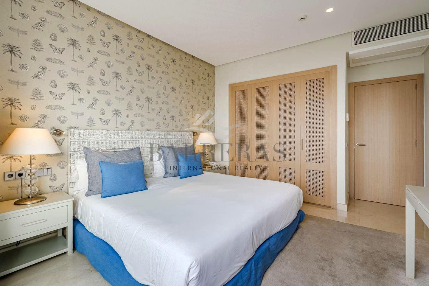 1 chambre Appartement à vendre à Guia de Isora avec piscine garage - 575 000 € (Ref: 8695815)