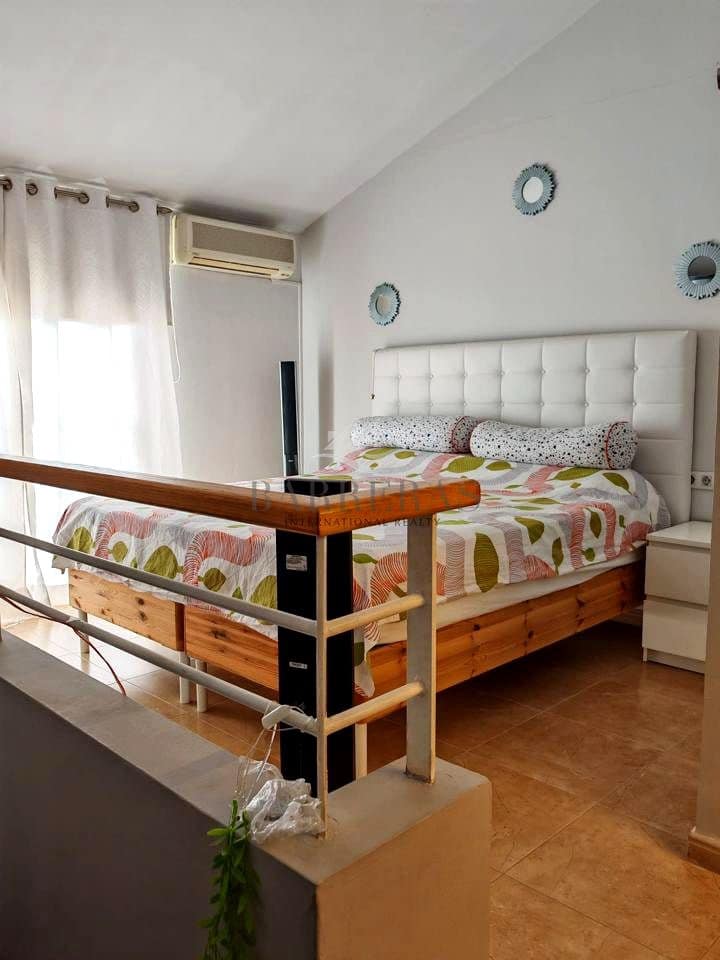 3 chambre Villa/Maison à vendre à Llano del Camello avec piscine garage - 340 000 € (Ref: 8727054)