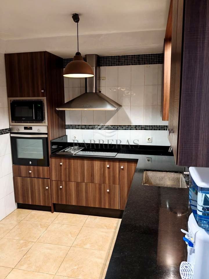 3 chambre Villa/Maison à vendre à Llano del Camello avec piscine garage - 340 000 € (Ref: 8727054)