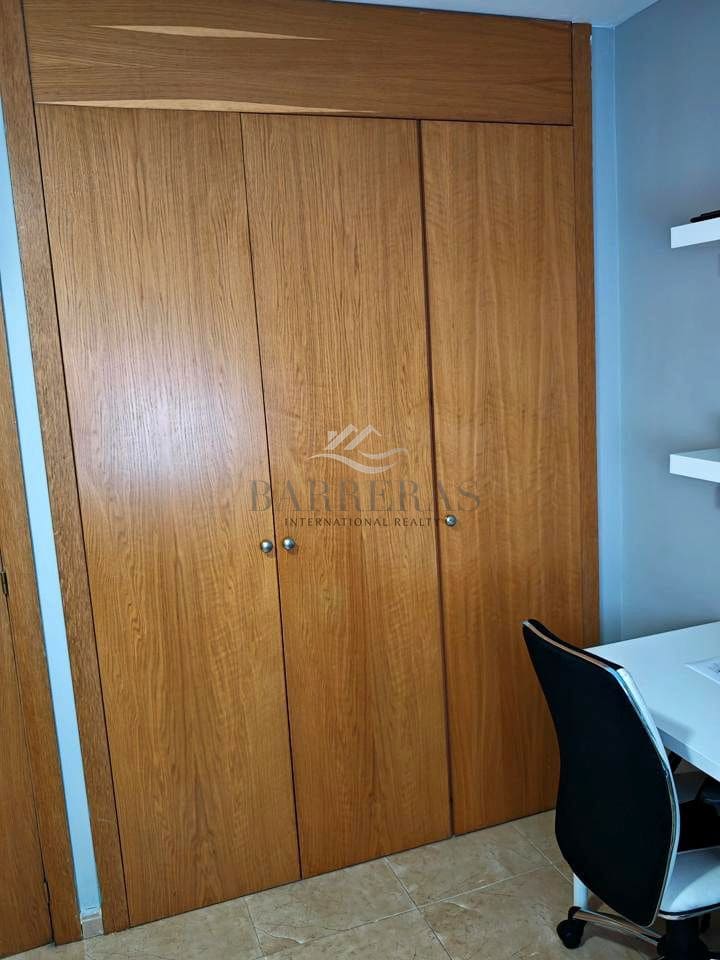 3 chambre Villa/Maison à vendre à Llano del Camello avec piscine garage - 340 000 € (Ref: 8727054)