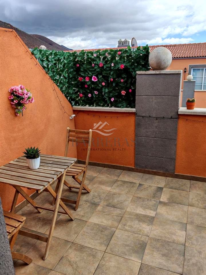 3 chambre Villa/Maison à vendre à Llano del Camello avec piscine garage - 340 000 € (Ref: 8727054)