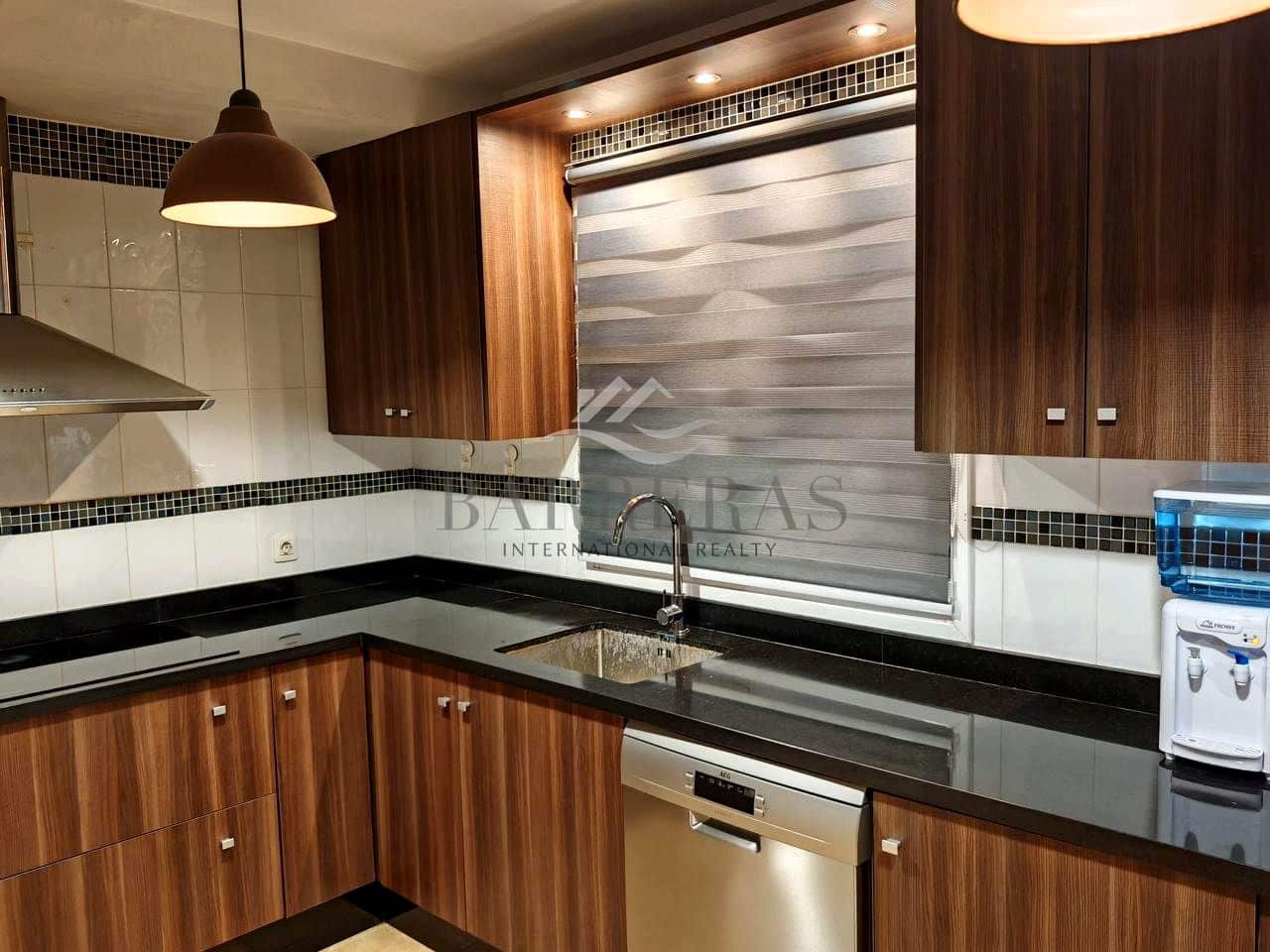 3 chambre Villa/Maison à vendre à Llano del Camello avec piscine garage - 340 000 € (Ref: 8727054)