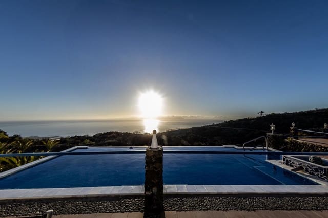 9 sovrum Villa till salu i Chio, Guía de Isora med pool garage - 7 700 000 € (Ref: 8929464)