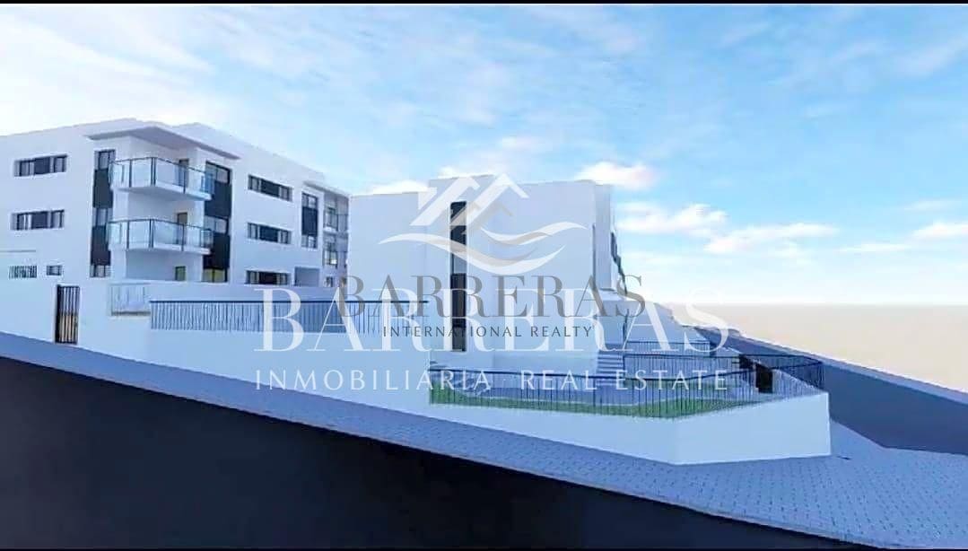 3 slaapkamer Villa te koop in San Miguel de Abona met zwembad - € 415.000 (Ref: 8952245)