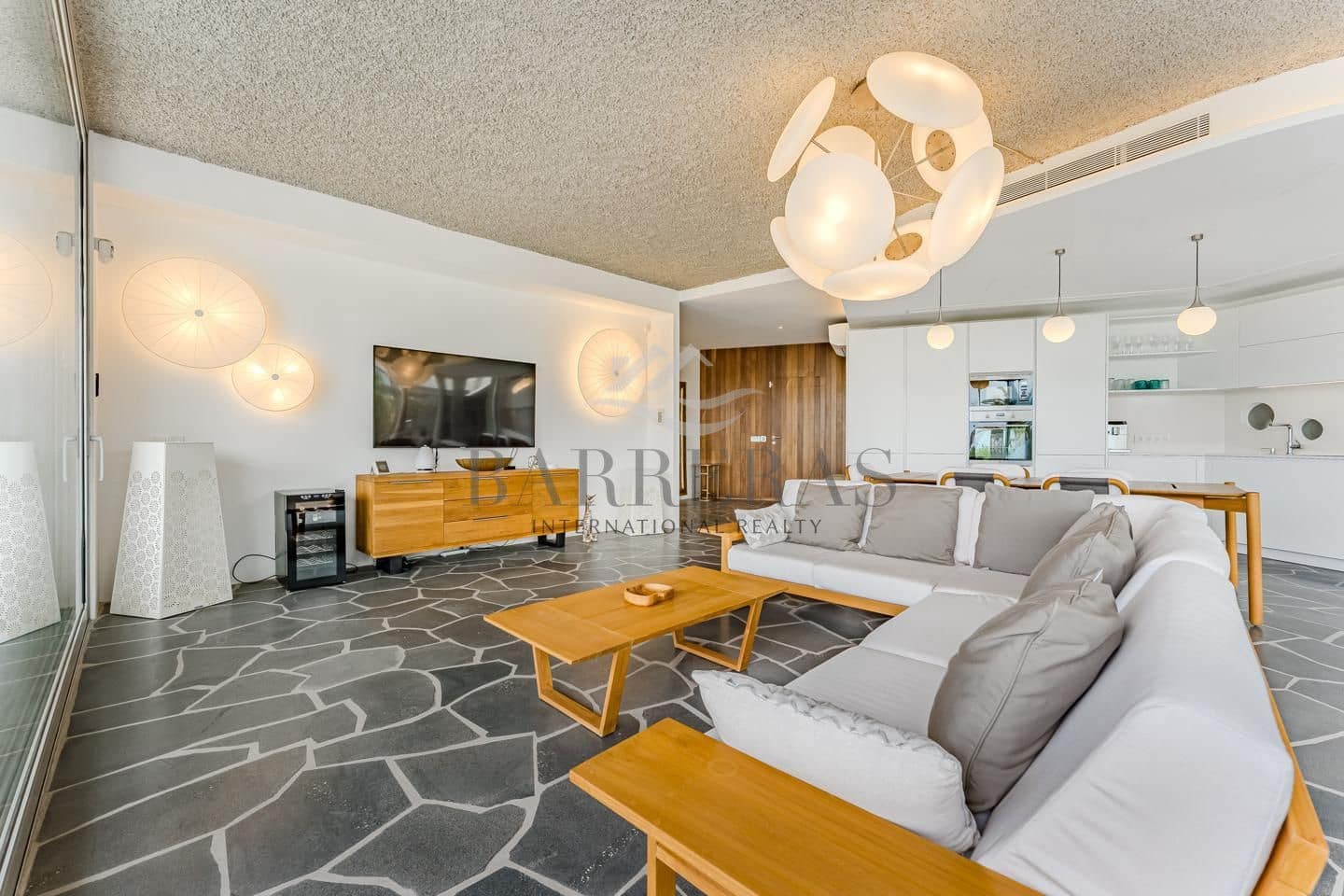 3 quarto Moradia para venda em Guia de Isora com piscina - 1 950 000 € (Ref: 9047155)