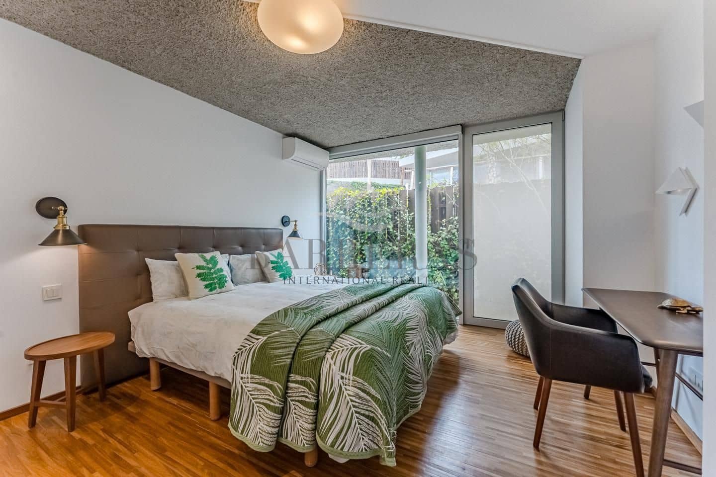 3 quarto Moradia para venda em Guia de Isora com piscina - 1 950 000 € (Ref: 9047155)