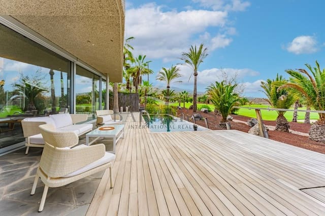 Chalet de 3 habitaciones en Guía de Isora en venta con piscina - 1.950.000 € (Ref: 9047155)