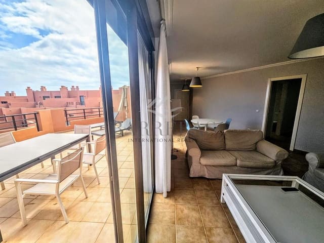 2 makuuhuone Asunto vuokrattavana paikassa Granadilla de Abona mukana uima-altaan - 1 700 € (Ref: 9076890)