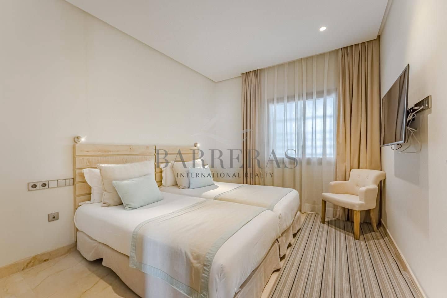 3 soveværelse Lejlighed til salg i Guia de Isora med swimmingpool garage - € 1.300.000 (Ref: 9080731)