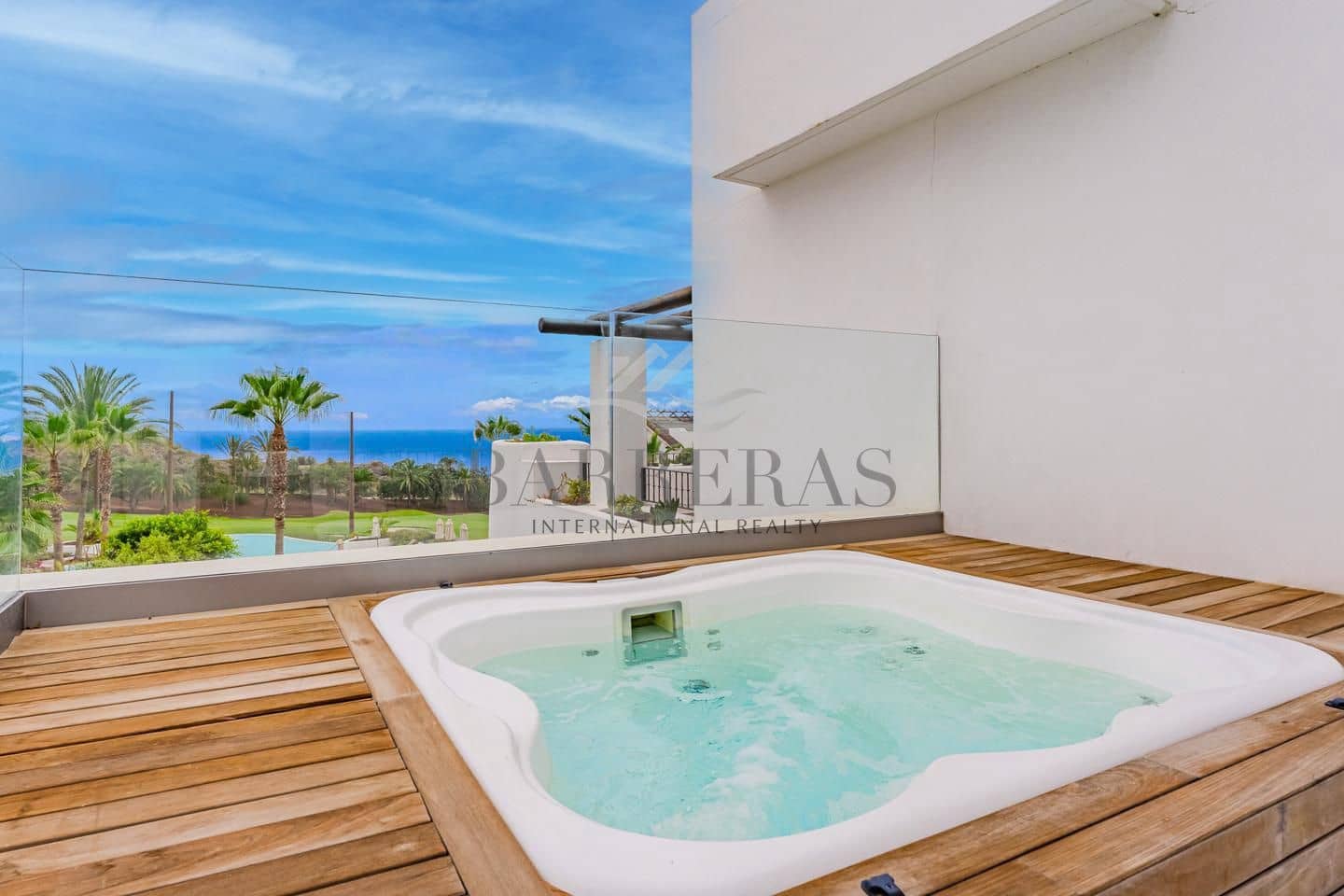 3 soveværelse Lejlighed til salg i Guia de Isora med swimmingpool garage - € 1.300.000 (Ref: 9080731)