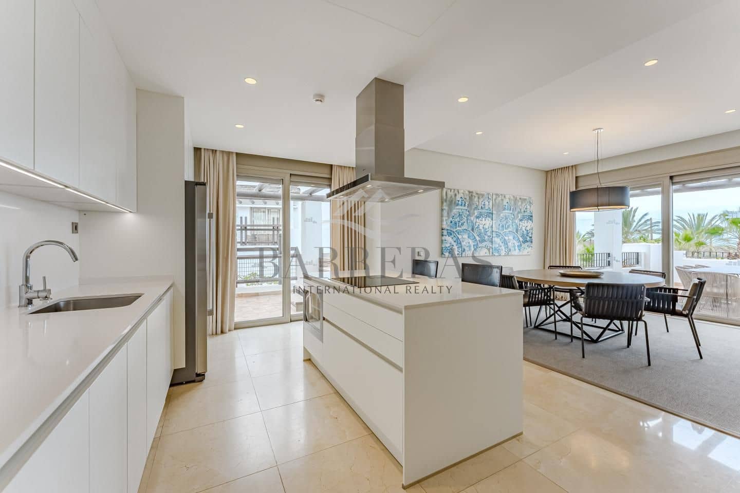 3 soveværelse Lejlighed til salg i Guia de Isora med swimmingpool garage - € 1.300.000 (Ref: 9080731)