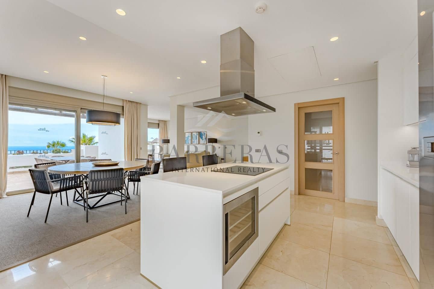 3 soveværelse Lejlighed til salg i Guia de Isora med swimmingpool garage - € 1.300.000 (Ref: 9080731)