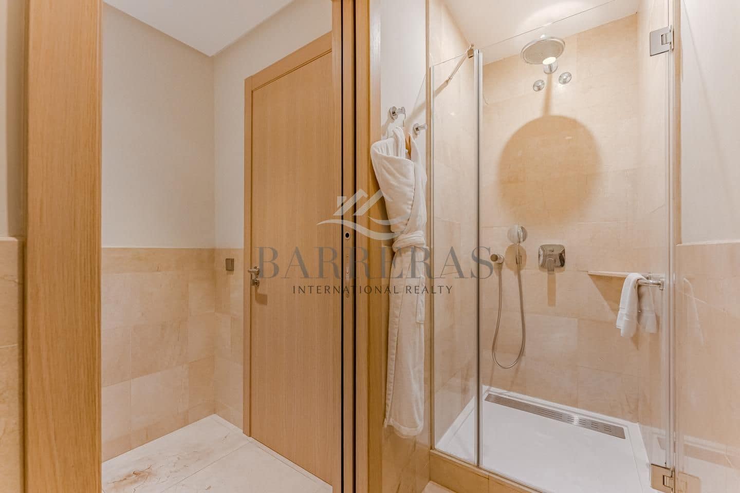 3 soveværelse Lejlighed til salg i Guia de Isora med swimmingpool garage - € 1.300.000 (Ref: 9080731)