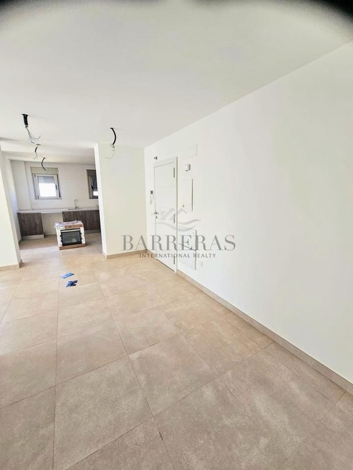 3 slaapkamer Flat te koop in Santa Cruz de Tenerife met garage - € 586.000 (Ref: 9113501)