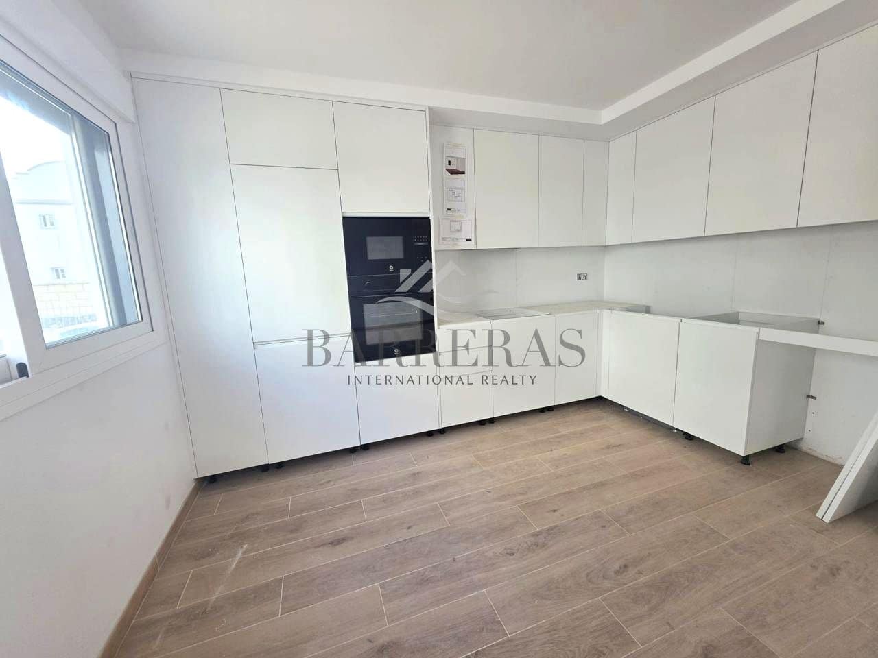 3 soverom Villa til salgs i San Miguel de Abona med svømmebasseng garasje - € 435 000 (Ref: 9271439)