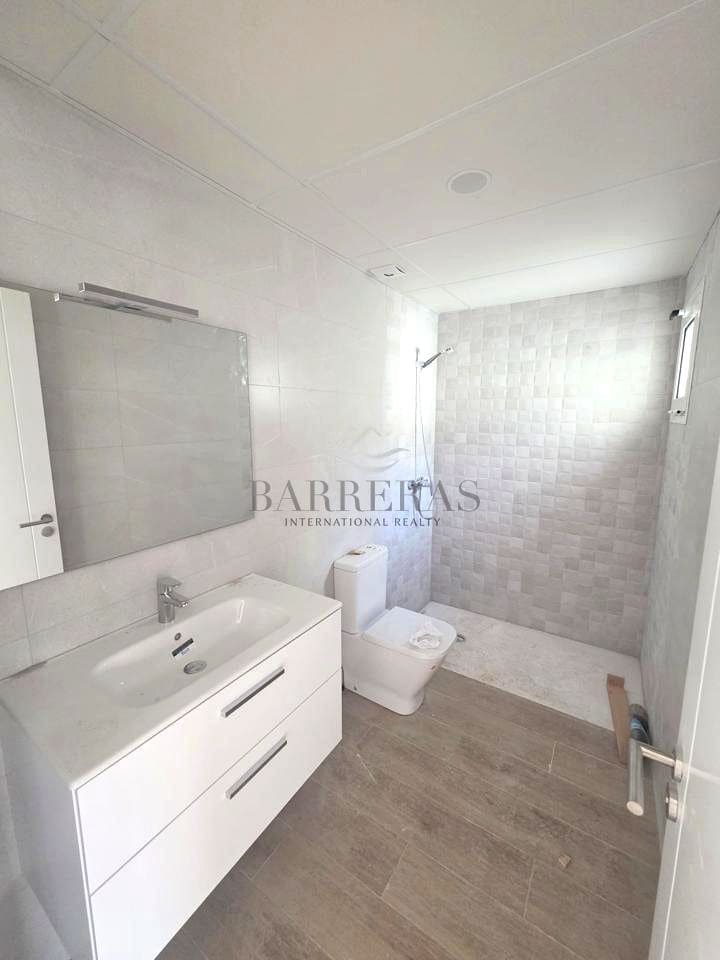 3 soverom Villa til salgs i San Miguel de Abona med svømmebasseng garasje - € 435 000 (Ref: 9271439)