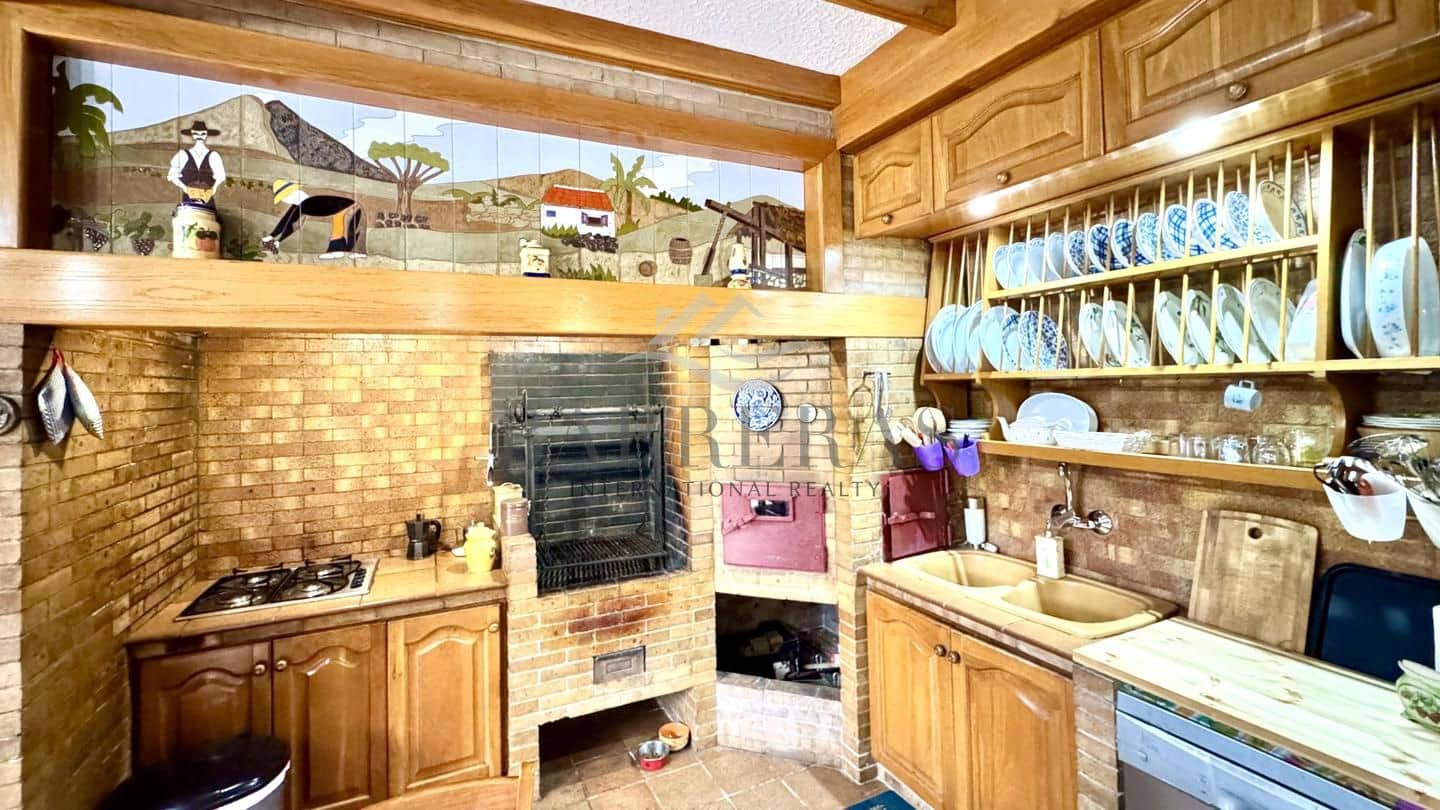 7 sypialnia Willa na sprzedaż w San Cristobal de La Laguna - 795 000 € (Ref: 9337281)