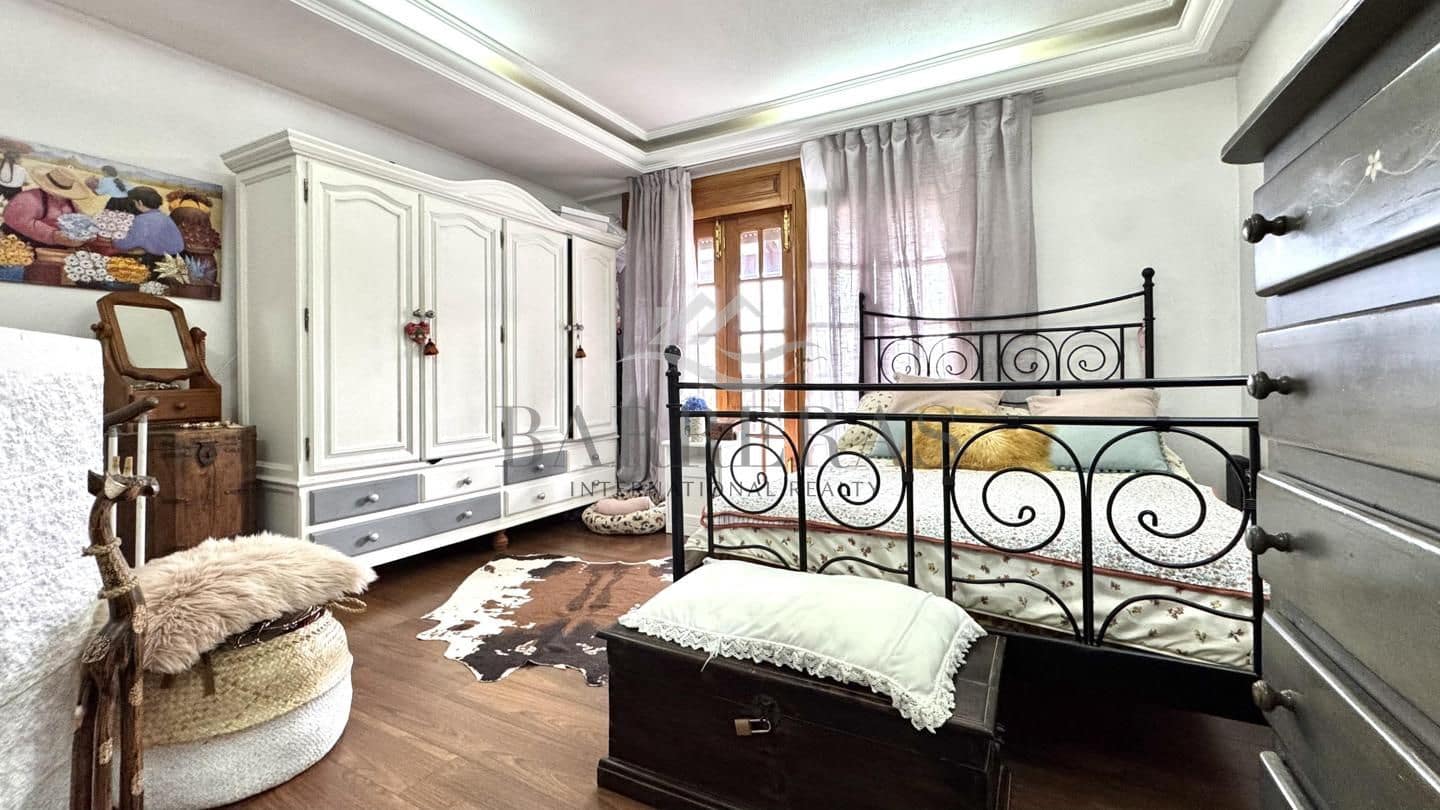 7 sypialnia Willa na sprzedaż w San Cristobal de La Laguna - 795 000 € (Ref: 9337281)