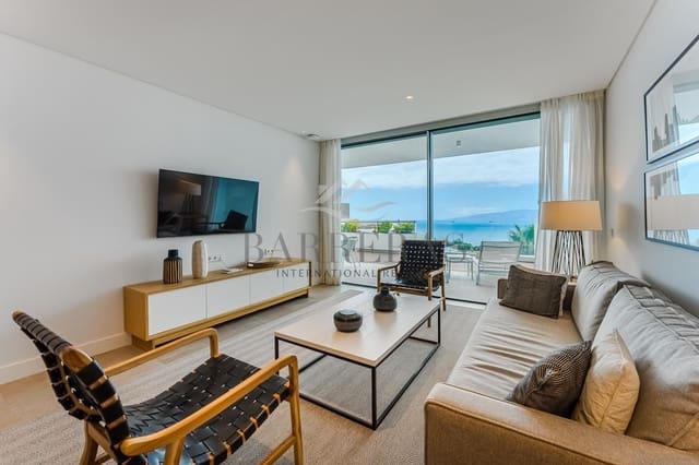 2 chambre Appartement à vendre à Guía de Isora avec piscine garage - 1 250 000 € (Ref: 9357486)