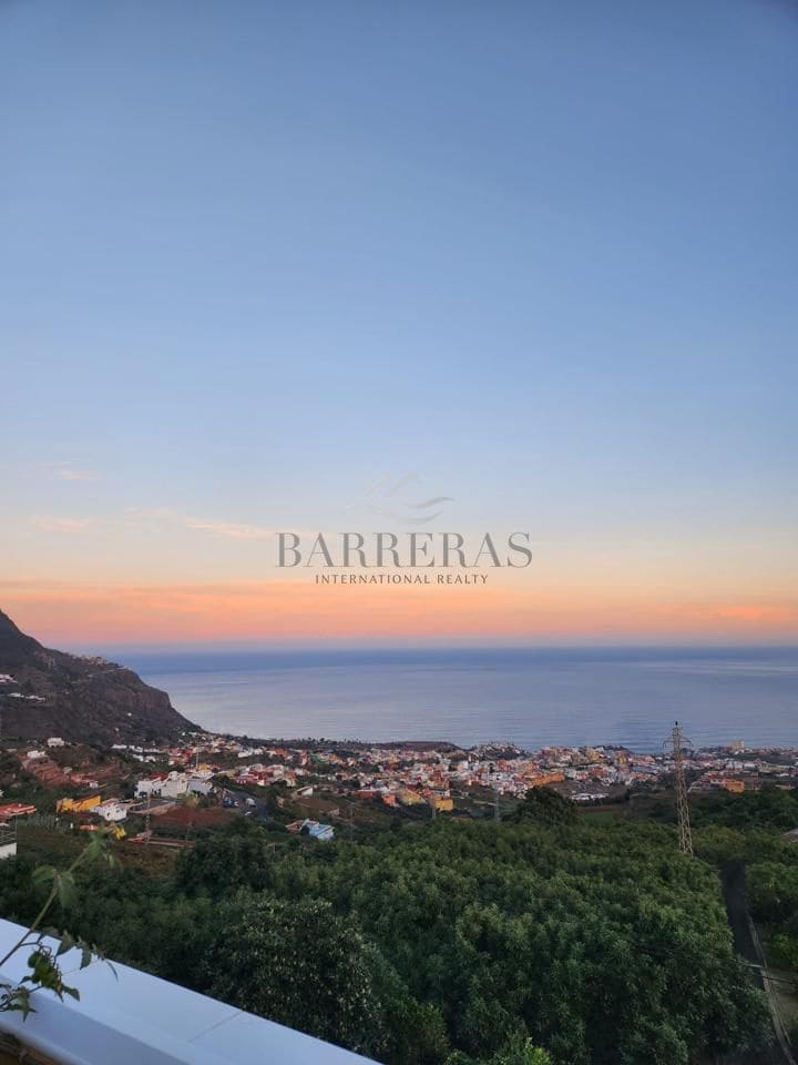 2 sovrum Lägenhet till salu i Los Realejos med garage - 215 000 € (Ref: 9388686)