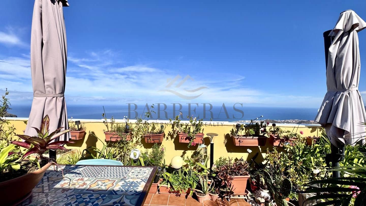 2 sovrum Lägenhet till salu i Los Realejos med garage - 215 000 € (Ref: 9388686)