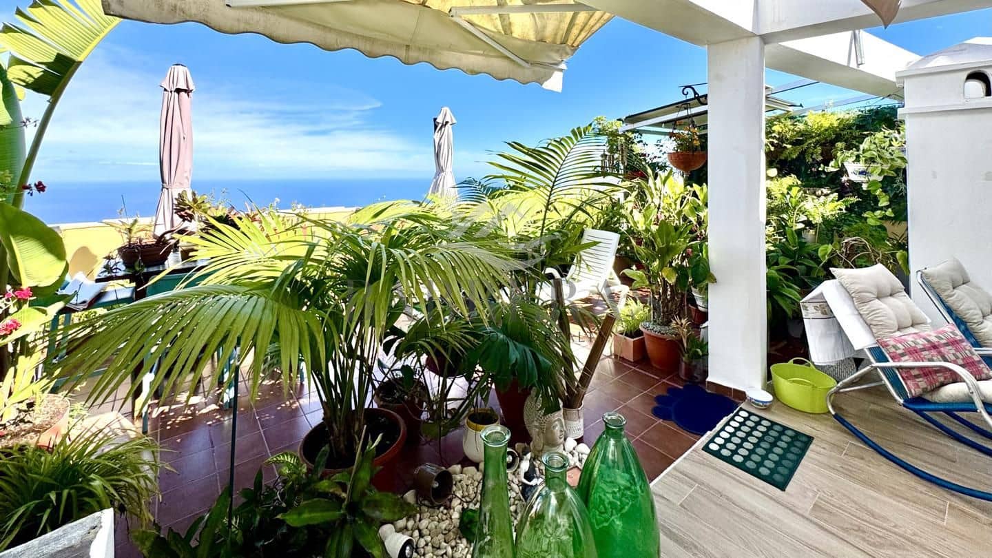 2 sovrum Lägenhet till salu i Los Realejos med garage - 215 000 € (Ref: 9388686)