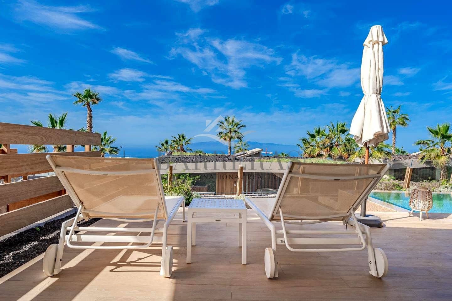 3 Zimmer Villa zu verkaufen in Piedra Hincada mit Pool - 1.850.000 € (Ref: 9750843)