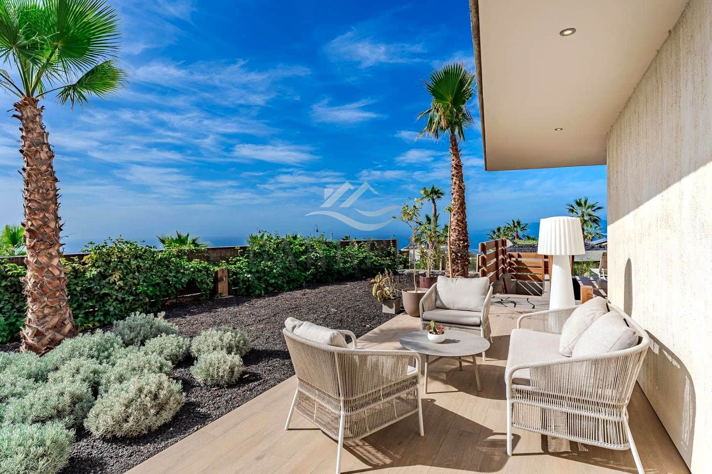 3 Zimmer Villa zu verkaufen in Piedra Hincada mit Pool - 1.850.000 € (Ref: 9750843)