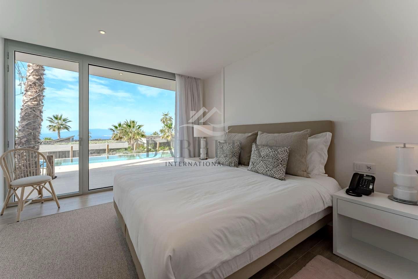 3 Zimmer Villa zu verkaufen in Piedra Hincada mit Pool - 1.850.000 € (Ref: 9750843)