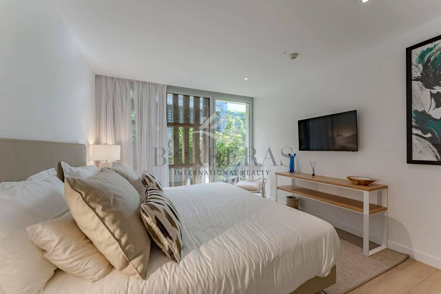 3 Zimmer Villa zu verkaufen in Piedra Hincada mit Pool - 1.850.000 € (Ref: 9750843)