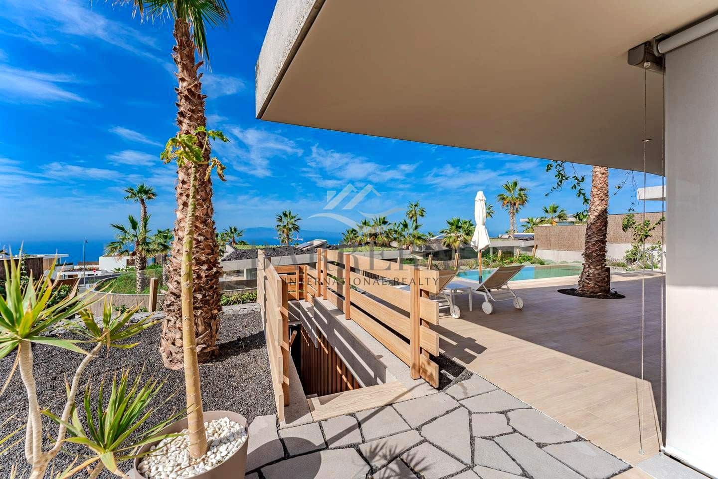 3 Zimmer Villa zu verkaufen in Piedra Hincada mit Pool - 1.850.000 € (Ref: 9750843)