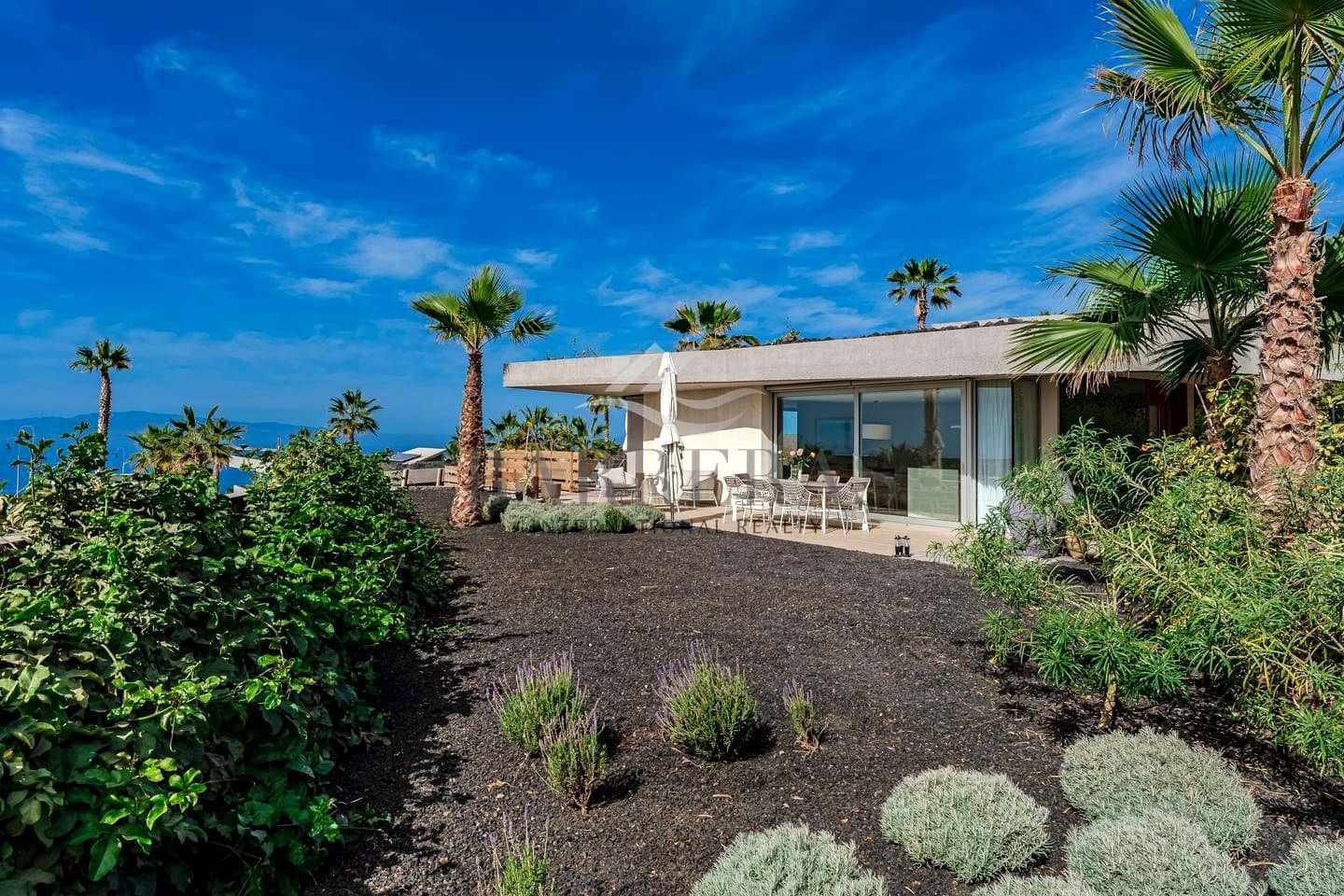 3 Zimmer Villa zu verkaufen in Piedra Hincada mit Pool - 1.850.000 € (Ref: 9750843)