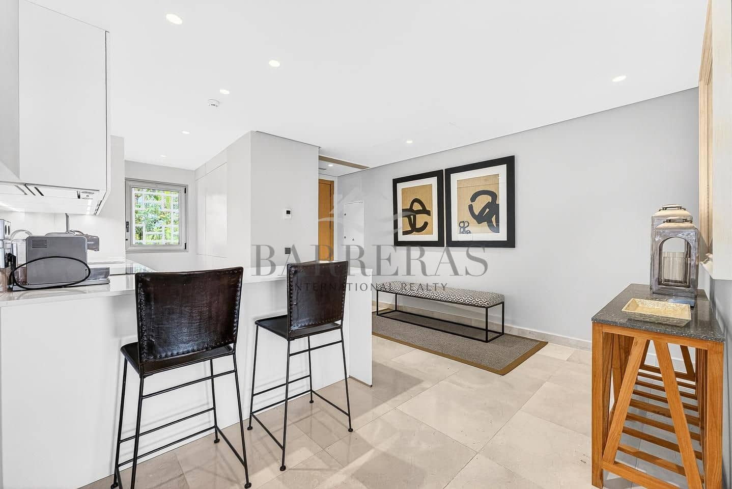 2 soverom Leilighet til salgs i Guia de Isora med svømmebasseng garasje - € 845 000 (Ref: 9750844)