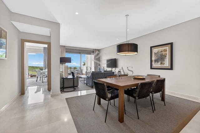 2 soverom Leilighet til salgs i Guía de Isora med svømmebasseng garasje - € 845 000 (Ref: 9750844)