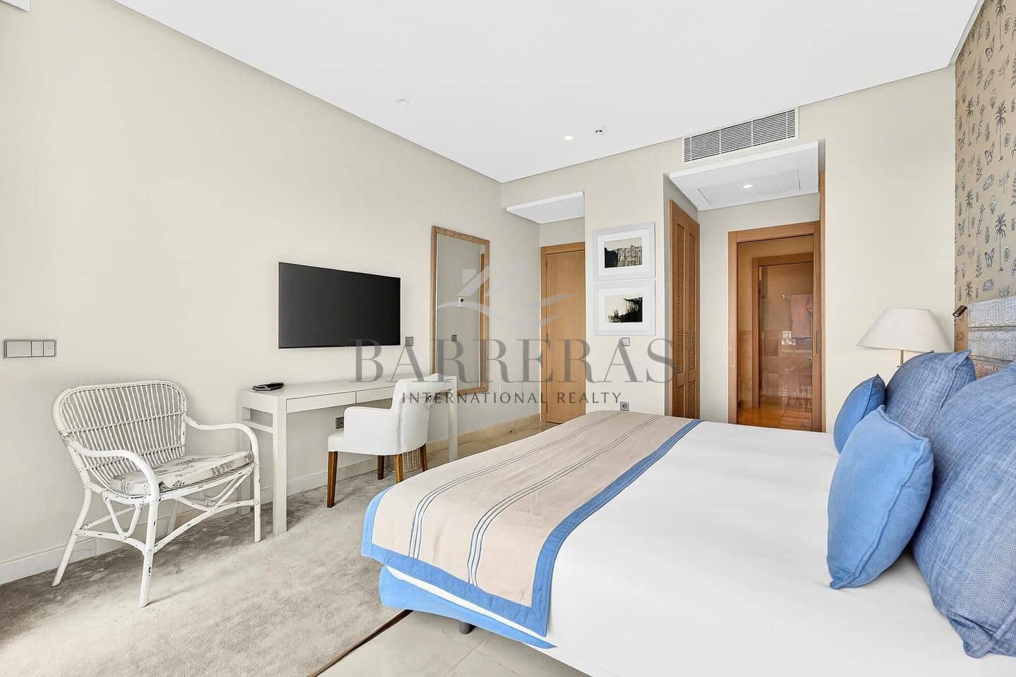 2 soverom Leilighet til salgs i Guia de Isora med svømmebasseng garasje - € 845 000 (Ref: 9750844)