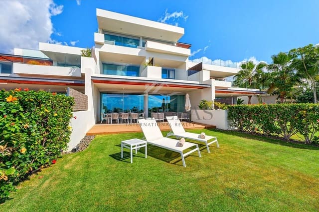 3 Zimmer Wohnung zu verkaufen in Guía de Isora mit Pool Garage - 1.690.000 € (Ref: 9750845)