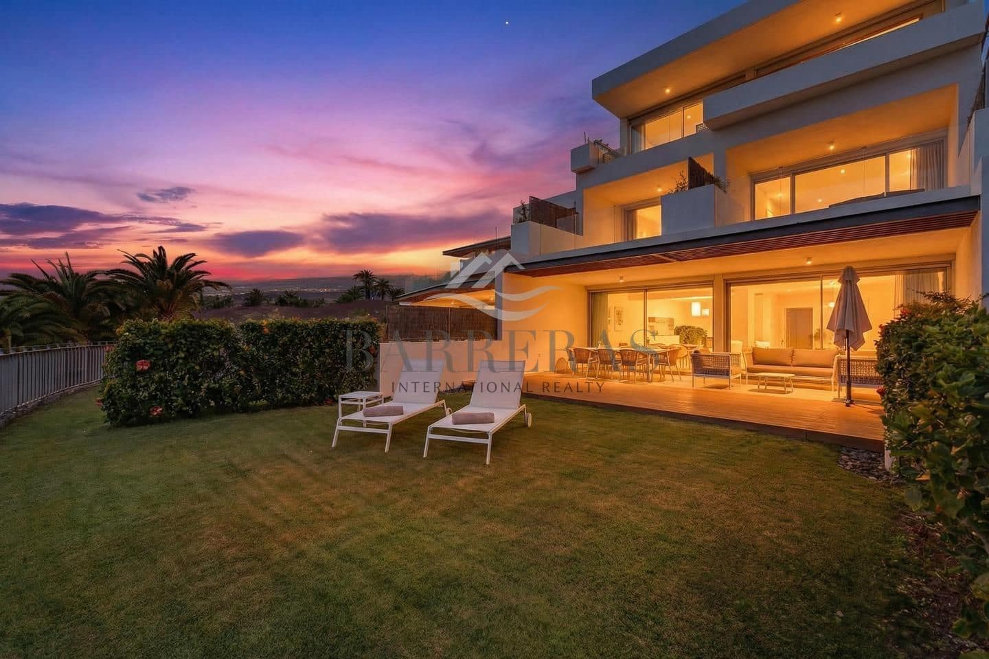 3 Zimmer Wohnung zu verkaufen in Guia de Isora mit Pool Garage - 1.690.000 € (Ref: 9750845)