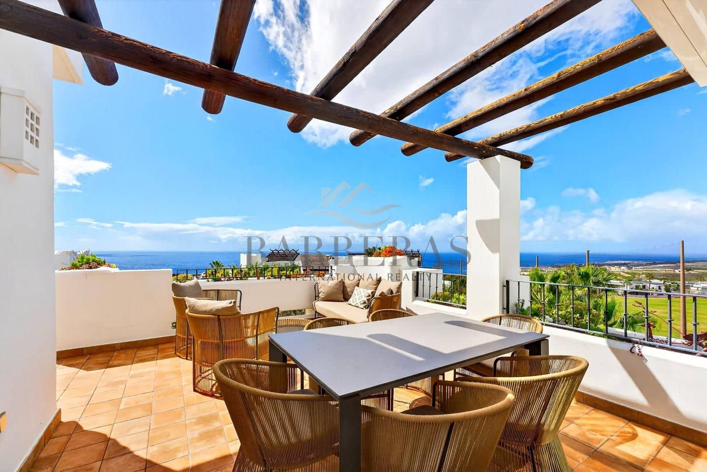 2 bedroom Flat for sale in Santa Cruz de Tenerife with pool garage - € 1,149,000 (Ref: 9750847)